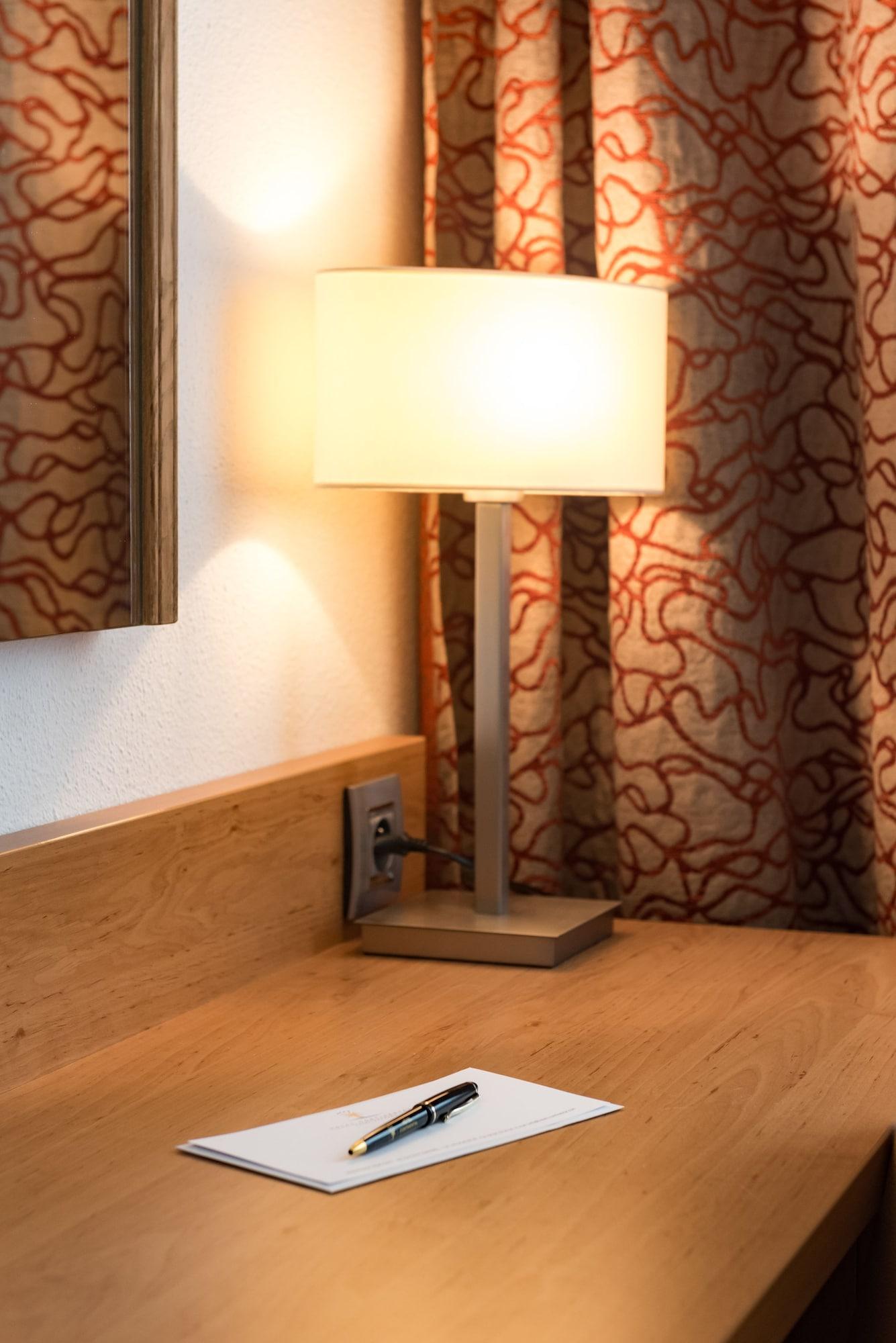Mercure Saint Raphael Centre Plage Kültér fotó